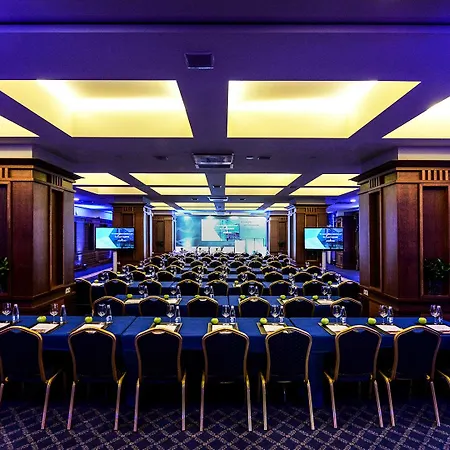 Hotel Grand