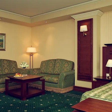 Grand Otel