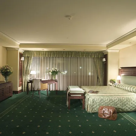 Hotel Grand
