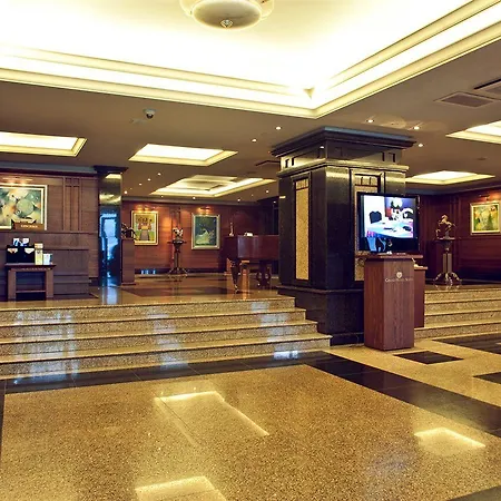 索非亚格兰德酒店